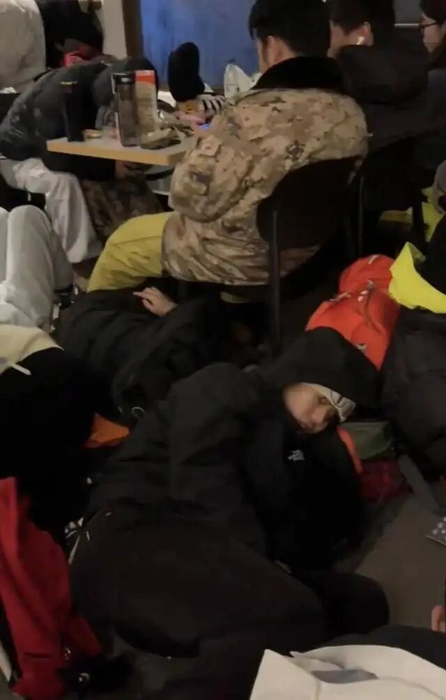 元旦假期有游客被困峨眉山顶?景区回应 元旦假期有游客被困峨眉山顶?景区回应